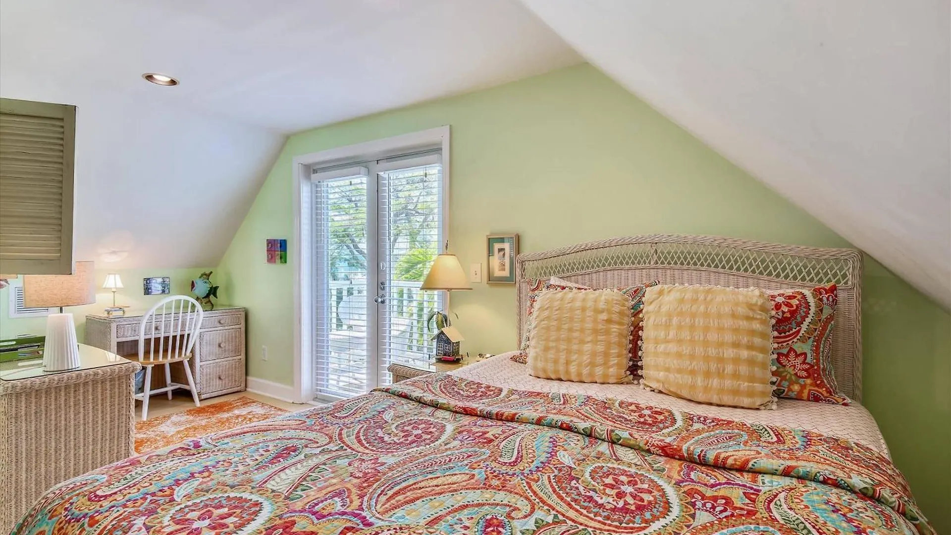 Key West Casa By Avantstay Communal Pool Bbq Patio Near Duval Street Week Long Stays Only 0*, Key West USA