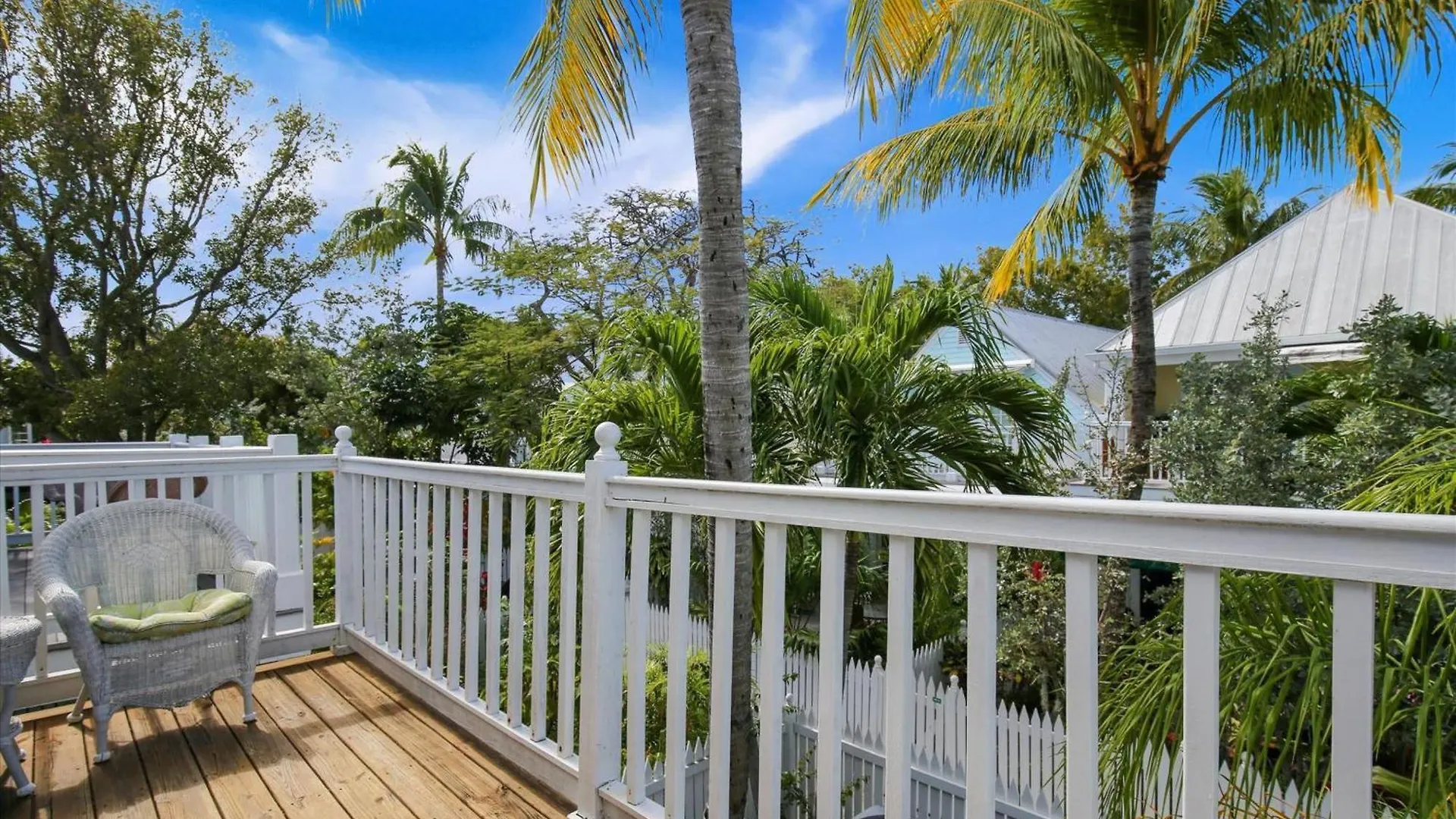 Key West Casa By Avantstay Communal Pool Bbq Patio Near Duval Street Week Long Stays Only 0*, Key West ABD